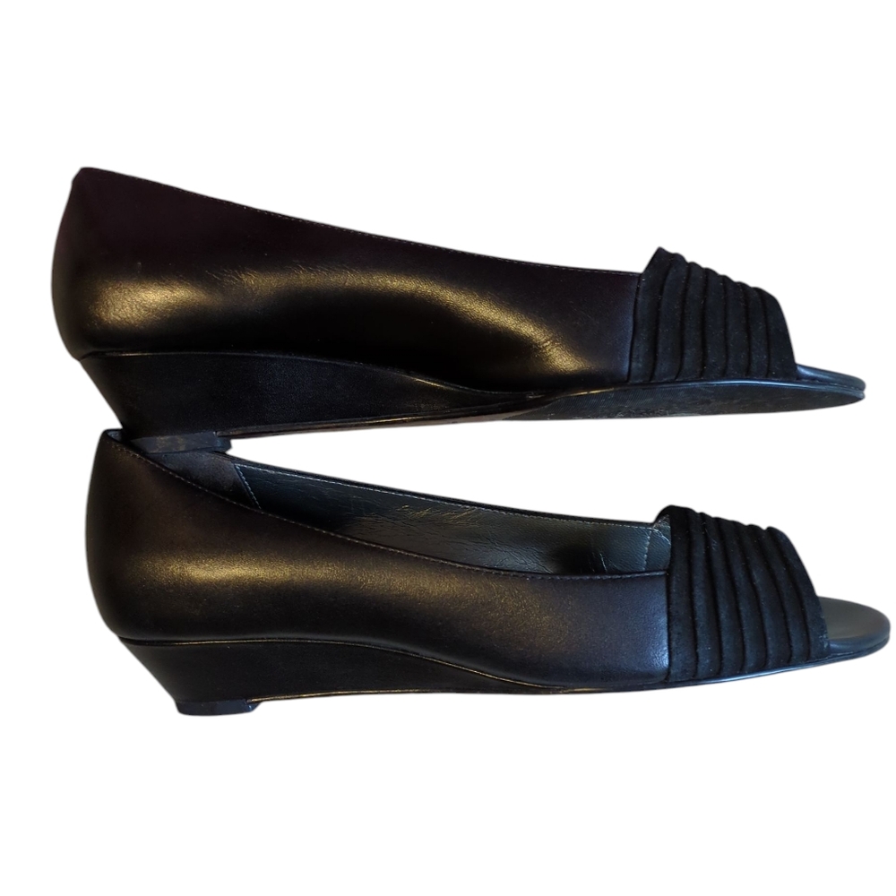 Cole Haan Wedge Heel Open Toe Shoes, 8, Velvet And Leather Dress Sandal - Picture 7 of 12